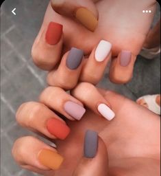 Solid Color Nails, Masks Diy, Halloween Recipe, Wallpaper Halloween, Crafts Halloween, Simple Acrylic Nails, Makijaż Smokey Eye, Nails Halloween