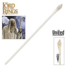 an image of the lord of the rings wand with white hair and long white beard