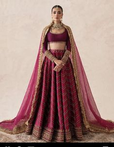 Full Sleeves Blouse Designs, Indian Outfits Modern, Function Dresses, Latest Bridal Lehenga, Trendy Outfits Indian, Indian Outfits Lehenga, Wedding Lehenga Designs, Indian Bride Outfits, Traditional Indian Dress