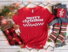 Christmas Party Shirts, Christmas Tshirt, Chandler Bing, Merry Christmas Shirts, Black And White Shirt, Christmas Vibes, Matching Colors, Christmas Vacation, Christmas Family