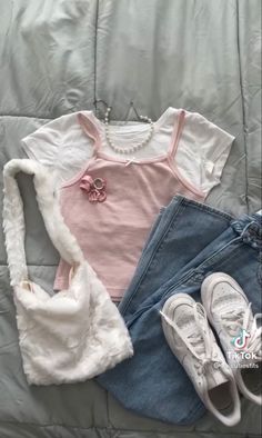 Coqquete Summer Outfits, Coqquete Outfit Ideas, Casual Coquette Outfit Summer, K12 Inspired Outfits, K 12 Outfits Ideas, Coqquete Style Outfits, Coquette Outfits For School, Coquette School Outfits, Casual Coquette Outfit