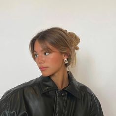 Bean Earrings, Hairstyles For All Hair Types, Brown Hair Inspo, בר מצווה, Dream Hair, All Hair Types, Aesthetic Hair, Hairstyles Haircuts, Trendy Hairstyles