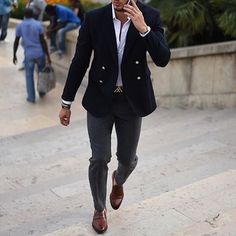 Men's Fashion True Gentleman, Mens Luxury Fashion, Mens Luxury, Formal Style, Fashion Lookbook, Elegant Outfit, Mens Clothing Styles