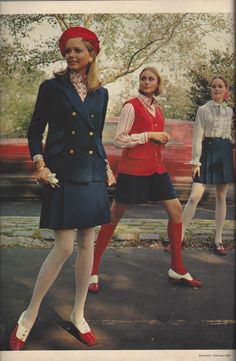 1969 February Seventeen Bobbie Brooks with Susan Blakely Jane Hitchcock Lucy Angle 60s Twiggy, 60’s Fashion, Twiggy Fashion, Decades Of Fashion, 60s 70s Fashion, 60s And 70s Fashion, 70s Inspired Fashion, 20th Century Fashion