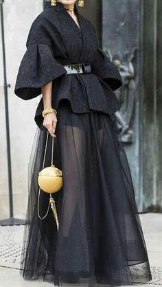 Dorian Ortowski, Roses Outfit, Gaun Koktail, Jewelry Nails, Trevor Noah, Gaun Fashion, 파티 드레스, Mode Abaya, Uptown Girl