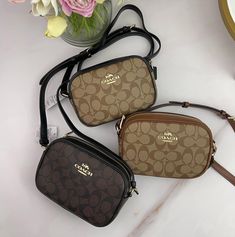 Coach Bag Round, Trendy Coach Crossbody Bag, Coach Bags Handbags Black, Coach Hamdbags, Coach Bag Blck, Coach Bag Outfit, Apple Wallpaper Iphone, Acrylic Nails Coffin