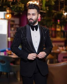 Coat Paint For Boys, Mayank Chawla Suits Men, Designer Black Suits For Men, Black Suit Designs Men, Black Tuxedo For Men Classy, Blue Blazer Outfit Men Wedding, Tuxedo For Groom, Fancy Kurta For Men