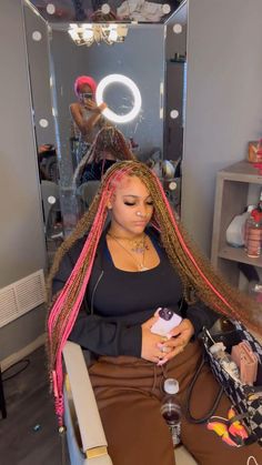 Knotless Braids With Multiple Color, Honey Brown And Pink Braids, Half And Half Hair Color Braids, Cute Color Combinations For Braids, Peekaboo Braids Color Combo, Brown And Pink Hair Peekaboo, Red And Orange Braids, Honey Blonde And Pink Braids, Light Brown And Pink Braids