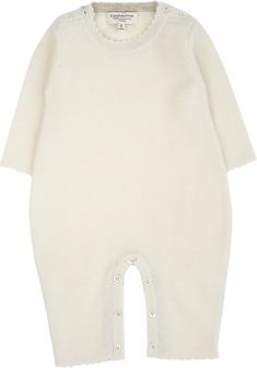 A baby girl cashmere romper that is ideal for keeping your new-born warm and comfortable. Featuring long sleeves, a crew neck, internal contrasting borders and a scalloped hem. Made from 100% cashmere. Crochet Buttons, Knitted Romper, Scalloped Hem, Borders, Baby Clothes, Cashmere, Rompers, Long Sleeves, Off White