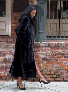 This fabulous full length mink fur coat has all the bells and whistles! It features a swing bottom creating a flattering fit, a unique design that is sure to draw some compliments, and a the option to add a fashionable mink fur cape that can be worn with or without the coat! This coat truly is timeless and versatile, making it one of our bestsellers! This style is sometimes custom-made, please allow approximately 2-6 weeks for delivery. For questions or rush orders, please use our chat or call 3 Mink Coat Outfit, Mink Coats Outfit, Chinchilla Fur, Fur Cape, Fur Coat Vintage, Mink Coat, Mink Fur Coat, Fur Blanket, Vintage Fur