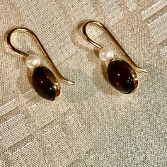 Vintage Ed Levin 14k, Pearl & Garnet Cabochon Earrings In Pristine Condition. Signed By Artist & Samped 14k. Brand New Condition. Nos. Were Never Worn. Beautifully Made Classically Designed Petite Earrings That Are Very Comfortable To Wear, Earrings Are .75" Long. & .25" Wide. Each Square Of Graph Paper Is 1/4". Very Well Crafted And Ergonomically Designed. Lightweight & Dainty For Those Sensitive To Heavy Earrings. This Earring Design Was Retired By Ed Levin Design Studio In 2008 And Will Not B 14k Gold Cabochon Earrings Gift, 14k Gold Cabochon Earrings For Anniversary, Elegant Garnet Drop Earrings, Classic Pearl Gemstone Earrings As Gift, Classic Cabochon Earrings For Formal Occasions, Classic Pearl Earrings With Gemstone For Gift, Classic Oval Earrings With Ear Wire, Teardrop Cabochon Earrings For Anniversary, Classic Formal Cabochon Earrings