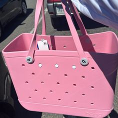 Pink Large Bogg Bag, Never Used, Tags Still On. Pink Bogg Bag, Bogg Bag, My Purse, A Vision Board, Pink Vibes, Makeup Room, Birthday Wishlist, Pink Bag, Large Bags