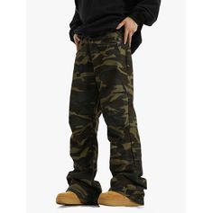 Model is 5ft 9''(176cm) tall, 145 lbs(66kg) weight and wearing a size L168cm 59kg wearing a size M - CAMOUFLAGE - Army green- Straight fit- Cargo style- Adjustable waist Vintage High Waisted Jeans, Camouflage Jeans, Wide Leg Denim Pants, 145 Lbs, Y2k Hip Hop, Junior Pants, High Waisted Jeans Vintage, Camouflage Cargo Pants, Hip Hop Vintage