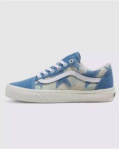 Old Skool Shoe Vans Shoes Aesthetic, Street Skater, Vans Store, Van Doren, Blue Vans, Vans Logo, Vintage Vans, Action Sports, Dream Shoes