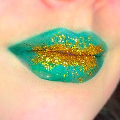 St Patricks Day Makeup Ideas, St Patrick's Day Makeup, St Patricks Day Makeup, Holiday Makeup Ideas, Saint Patricks Day Makeup, Cool Makeup Ideas, Night Out Makeup, Makeup Looks Ideas, Lipstick Looks