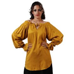 McGreedy Pirate Blouse Top Inspiration, Medieval Dresses, Medieval Costume, Gold Blouse, Styling Inspiration