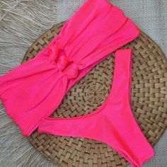 Corset Top Outfit, Hijabi Aesthetic, Cute Bathing Suits, Trendy Summer Outfits, Beach Wears, Pink Fashion, Feminine Style, Minimalist Fashion