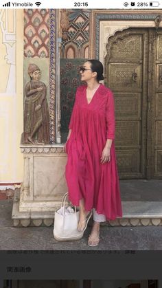 Pakistani Cotton Kurti Designs, Summer Cotton Suits Design, Pakistani Aesthetic Outfits, Desi Summer Outfits, Kurtha Aesthetic, Indian Summer Outfits Casual, Outfits To Wear In Rajasthan, Rajasthan Outfit Ideas, Jaipur Outfits Ideas