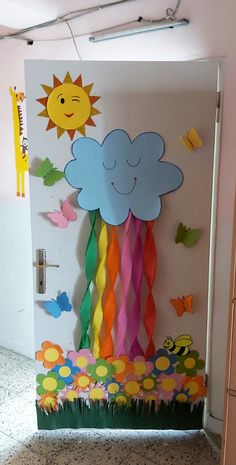 #Sınıfkapısısüsleme #kapisüsleme #okulöncesi #özeleğitim Paper Folding Art, Diy Classroom Decorations, Door Decorations Classroom, Diy Classroom