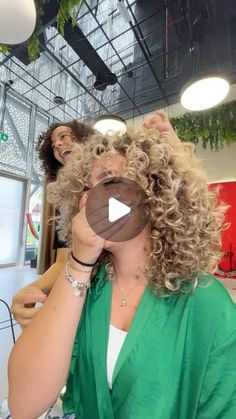 Bangs Haircut Curly Hair, Diva Curly Haircuts, How To Style Curly Wavy Hair, Layer Haircut Curly Hair, Bangs With Medium Curly Hair, Curly Haircut 3b, Curly Cut Before And After, Cado Cut Curly Hair, Medium Length Haircut For Curly Hair Natural Curls