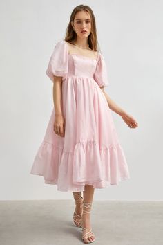 J.ING + Ever After Pink Puff Sleeve Mini Dress+#refinery29 Formal Mini Dress, Vintage Dress Design, Birthday Dress Women, Puffy Skirt, Puffy Dresses, Puff Sleeve Mini Dress, Sweet Necklace, Puff Dress, Elegant Party Dresses