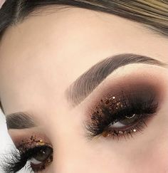 Brown Smokey Eye Makeup, Glitter Makeup Looks, Sparkly Makeup, Cute Eye Makeup, Eye Makeup Pictures, Brown Makeup, Eye Makeup Designs, Makeup Quotes, Creative Eye Makeup