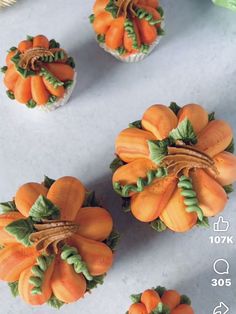 Halloween Cupcake Cake, Pumpkin Patch Party, Halloween Food Treats, Buttercream Cupcakes