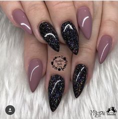 Trends Summer 2024, Colors For 2024, Summer Nail Colors, Holloween Nails, Summer Nail Ideas, Summer Designs, Summer Toe Nails, Goth Nails