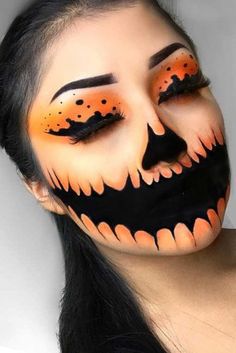 Killing Halloween Makeup Ideas To Collect All Compliments And Treats ★ Nem Halloween Makeup, Teknik Makeup, Makeup Zombie, Fantasy Make-up, Halloween Make-up Looks, Halloweenský Makeup, Strašidelný Halloween, Holloween Makeup, Cute Halloween Makeup