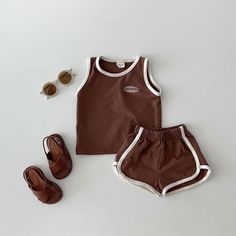 Short Girl Outfits, Shorts Summer, Summer Set, Sleeveless Vest, Summer Baby, Clothing Size Chart, Baby Wearing, Boy Shorts, Short Girls