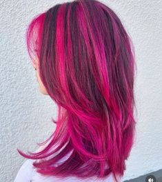 pink highlights Brown And Hot Pink Hair, Layered Pink Hair, Hot Pink Highlights In Brown Hair, Emi Core, Hot Pink Highlights, Pink Hair Inspiration, Draculaura Hair, Pink Hair Highlights, Dark Pink Hair