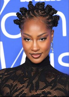 Tems Singer, Short Bob Braids, Pretty Dark Skin, Cute Natural Hairstyles, Nappy Hair, Braided Cornrow Hairstyles, Happy Hair, Cornrow Hairstyles