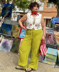 Colourful Summer Outfits, Eclectic Outfits, Plus Size Spring, Pride Outfit, Quirky Fashion, Summer Linen, Eclectic Fashion, European Summer, Bold Fashion