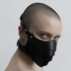 Stay stylish and protected with this adjustable pu leather punk motorcycle face mask. featuring black buckle straps for a secure fit, this mask is perfect for any gothic style. get yours today! Steampunk Mode, Motorcycle Face Mask, Leather Face Mask, Mode Steampunk, Mascaras Halloween, Steampunk Mask, Half Face Mask, Leather Mask, Leather Harness