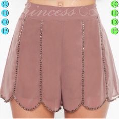 Nwt! Super Cute Luxury Bronze Taupe Chiffon Shorts With Bead Accents And Scalloped Hem By Ark & Co.Beading Is Same On Back And Front Of Shorts. Fully Lined W/A Lovely Flare Appeal Like A Short Mini Skirt (Aka Skort)! Size Large (=Size 8) Minor Looseness Of Beads In 2 Areasgoes Unseen But Can Easily Be Tightened; & A Very Faint Tiny Nick On Right Side Of Waist Band;Goes Unseen When Worn. See Last 2 Collage Pics To View! Never Worn Or Tried On, Just Hanging In My Closet! Measurements Coming Soon! Skirt Shorts, Creation Couture, Look Chic, Black Shorts, High Waisted Shorts, Passion For Fashion, Short Outfits, Style Me, Beading