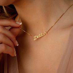 "B O X ∙ C H A I N ∙ N A M E ∙ N E C K L A C E * Material: High Quality Solid 925 Sterling Silver * Dimensions: Depending on your font choice, height sizes range from 3mm to 4mm lowercase. * Finish: Sterling Silver ∙ 18K Gold ∙ Rose Gold * All our jewelry is custom made by hand with Love and Care in our workshop ♡ H O W ∙ T O ∙ O R D E R * Simply use the 'PERSONALIZATION BOX' to let us know the NAME and the FONT NUMBER that you would like. (Any font is available, not just our featured fonts) ♡ N Name Locket, Nameplate Necklace Gold, Customized Necklace, Necklace Chain Types, Nameplate Necklace, Gold Name Necklace, Jewelry Personalized, Custom Name Necklace, Christmas Gifts For Men