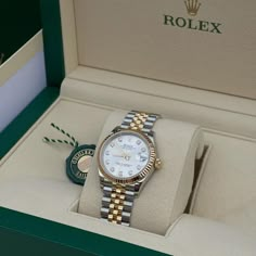 Rolex Watches Women Classy, Rolex Suriya Images, Rolex Suriya, Dhgate Finds, Baddie On A Budget, Look Rich, Rolex Diamond, Rolex Watches Women, Rolex Women