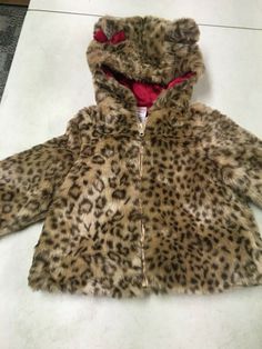 YOU ARE PURCHASING THE ADORABLE LEOPARD FAUX FUR KITTY JACKET FROM GYMBOREE IN GIRLS SIZE 12-18 MONTHS. LIKE NEW CONDITION AND ADORABLE!! Powered by eBay Turbo Lister Cute Fitted Winter Outerwear, Cute Fitted Outerwear For Winter, Cute Fitted Hooded Outerwear, Hoodie Ears, Leopard Ears, Cheetah Jacket, Hello Kitty Hoodie, Leopard Costume, Leopard Baby