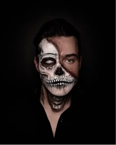 Halloween Makeup Men Scary, Skeleton Face Makeup Man, Men’s Skeleton Makeup Easy, Skeleton Makeup For Boys, Holloween Makeup Men, Simple Skeleton Makeup Half Face, Half Skeleton Makeup Men, Men’s Skeleton Makeup, Half Skull Makeup Men