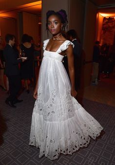 White Cotton Lace Dress, If Beale Street Could Talk, Kiki Layne, Princess Couture, Fashion Week Front Row, Beale Street, Couture Gown, Red Carpet Style, Lace Outfit