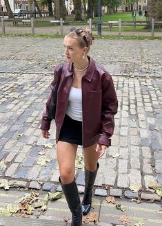 Dinner Outfit Casual, Short Cuir, Latina Outfits, Downtown Outfits, Nashville Outfits, Outfit Layout, Ootd Inspo, Foto Tips