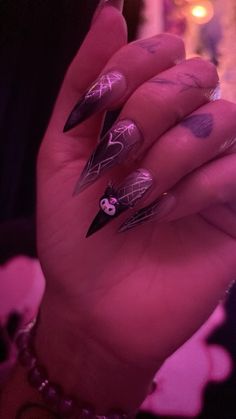 #nails #black #airbrush #ombre #kuromi #kurominails #spiderweb #halloweennails Nails Kuromi, Kuromi Nails, Kuromi Halloween, Nails Black, Spider Web, Halloween Nails, Nails, Halloween, Pins