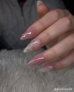 Almond Birthday Nails Designs, Nude Almond Nails With Design, Birthday Nails Almond, Nude Nails Almond, Wow Nails, Asian Nails, Hello Nails, Girly Acrylic Nails, Classy Acrylic Nails