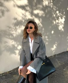 Look Office, Ootd Ideas, Paris Outfits, Casual Winter Outfits, Autumn Outfit, Basic Outfits, Insta Photo, Winter Fashion Outfits, Fall Winter Outfits