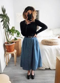 Stylish Denim Skirt, Perfect Winter Outfit, Pencil Skirt Work, Casual Skirt Outfits, Rock Outfit