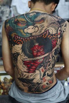 Tattoo Design Japanese, Tato Irezumi, Japanese Mask Tattoo, Koi Tattoo Sleeve, Traditional Japanese Tattoo, Traditional Japanese Tattoo Designs, Bus Trip