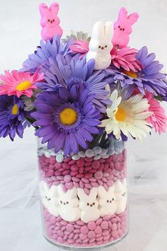 easter centerpiece made out of marshmallows and flowers