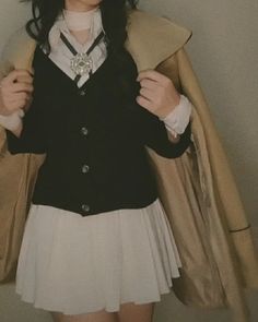 Cosplay | anime | Dazai Bungou Stray Dogs Fashion, Fem Dark Academia, Bsd Style Clothes, Bungo Stray Dogs Outfit Ideas, Female Dazai Cosplay, Dazai Cosplay Female, Chuuya Inspired Outfit, Fem Dazai Cosplay, Dazai Outfit