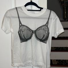 Vaquera Bra T Shirt Lightweight Size Small Black Bra White Shirt, Bra Shirt, White Bra, White Bras, Black Bra, 90s Style, T Shirt Bra, Shirt Color, White Shirt