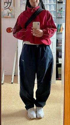 @cxrinv on tiktok #streetwear #nike #reebok #shox #streetstyle Nike Air Max Gym Outfit, Nike Tns Outfit Women, Nike Shock Outfit, Jogging Nike Outfit, Tns Outfit Girl, Nike Fits Outfits, Nike Outfits Aesthetic